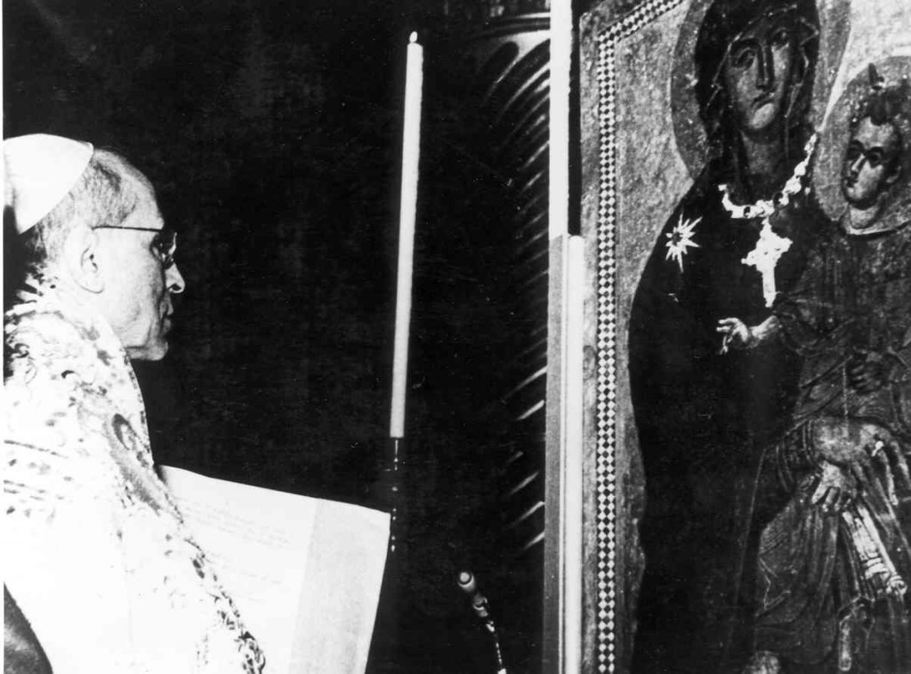 PiusXII-coronation-Salus-Populi-Romani-1954-1024x758