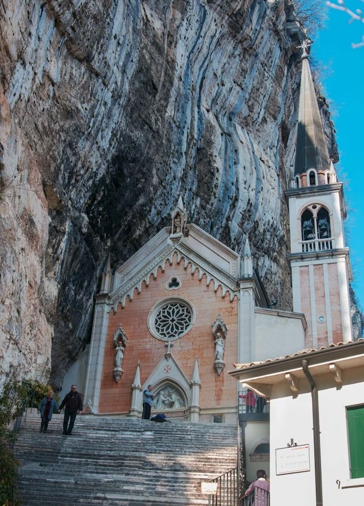 Santuari Mariani